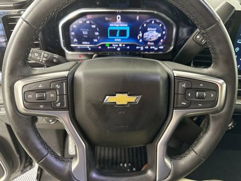 Used 2024 Chevrolet Silverado 1500 LT AWD/4WD image 12