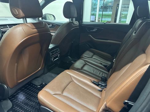 Used 2017 Audi Q7 3.0T Prestige AWD/4WD image 27