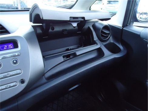 Used 2013 Honda Fit image 25