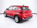 Used 2021 Hyundai Venue SE image 5