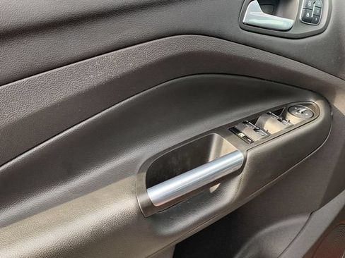 Used 2015 Ford Escape Titanium AWD/4WD image 17