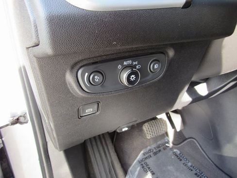 Used 2018 GMC Terrain SLT w/ Preferred Package image 13