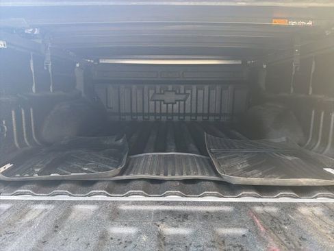 Used 2019 Chevrolet Colorado Z71 AWD/4WD image 9