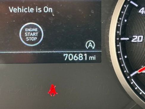 Used 2023 Hyundai Santa Fe SEL image 11