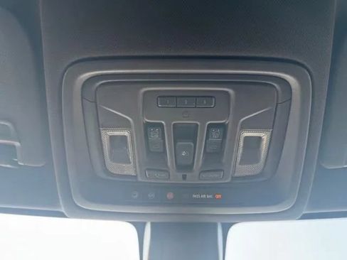 Used 2020 GMC Sierra 1500 Denali w/ Denali Premium Package AWD/4WD image 31