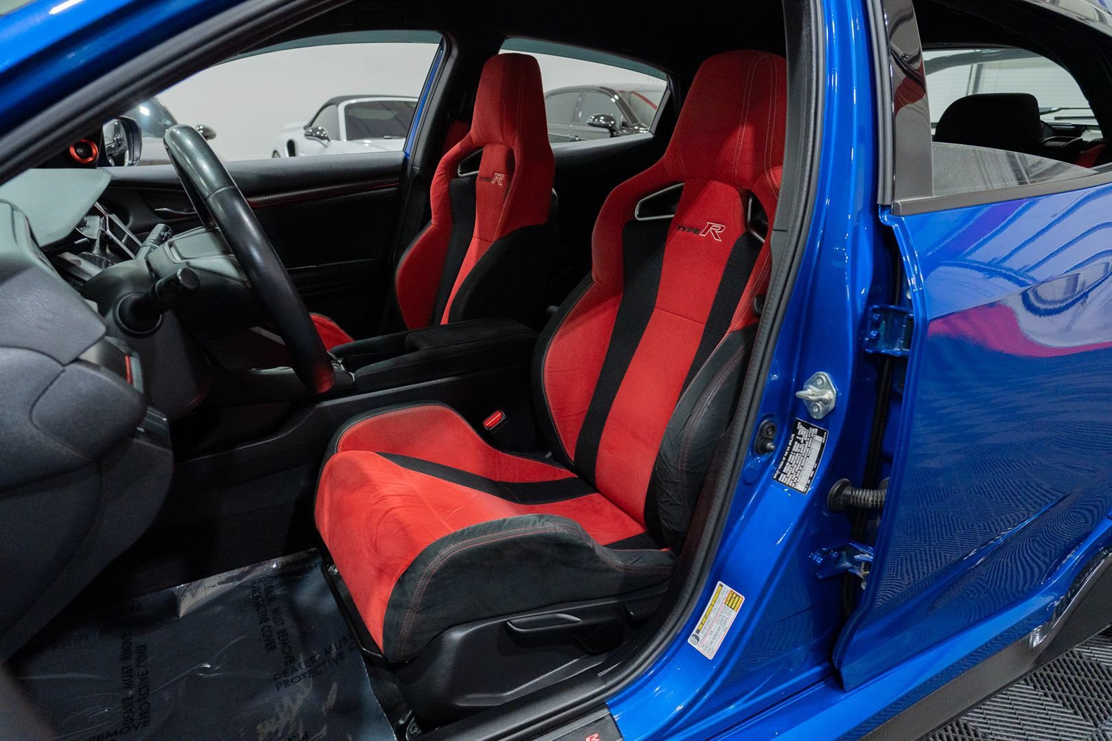 Used 2018 Honda Civic Type R image 19