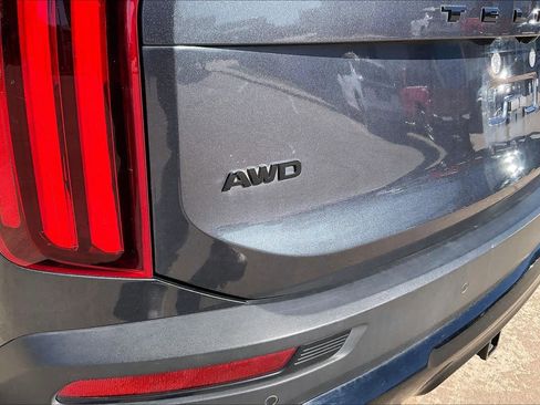 Used 2022 Kia Telluride SX w/ SX Prestige Package image 11