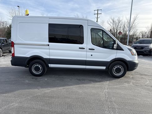 Used 2015 Ford Transit 150 130 Medium Roof image 9