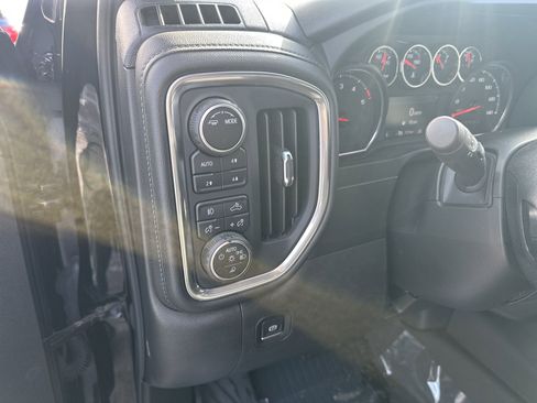 Certified 2022 Chevrolet Silverado 2500 LT w/ All Star Edition image 12