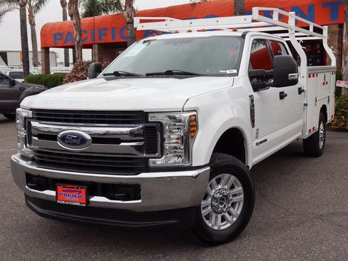 Used 2019 Ford F350 XLT AWD/4WD image 4