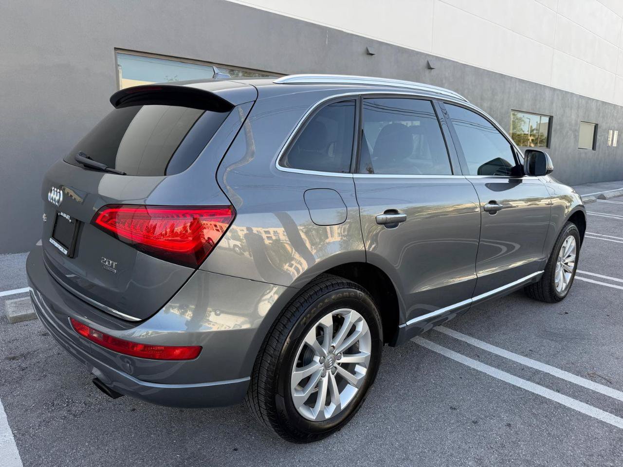 Used 2016 Audi Q5 2.0T Premium w/ Audi MMI Navigation Plus AWD/4WD image 8