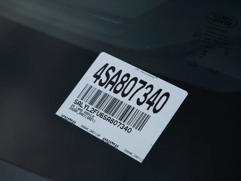 Used 2025 Land Rover Range Rover Velar Dynamic SE AWD/4WD image 35