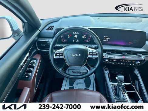 Certified 2024 Kia Telluride EX w/ EX Captain's Chair Package image 18