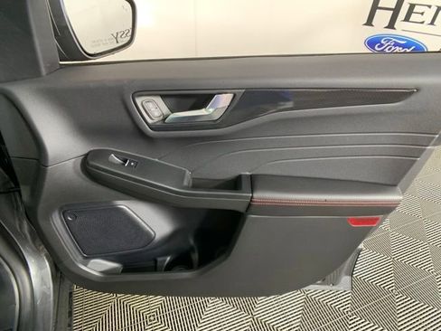 Used 2025 Ford Escape ST-Line w/ Tech Pack #1 image 34