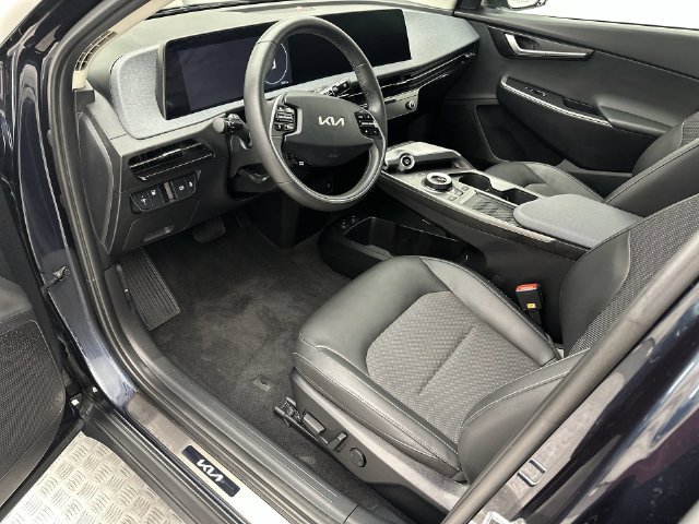 Used 2024 Kia EV6 Light AWD/4WD image 11