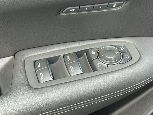 Used 2025 Cadillac XT5 Premium Luxury w/ LPO, Red Accent Package image 11