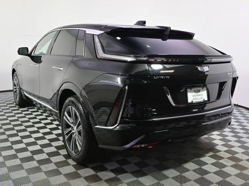 New 2026 Cadillac Lyriq Luxury w/ LPO, Floor Liner Package AWD/4WD image 4