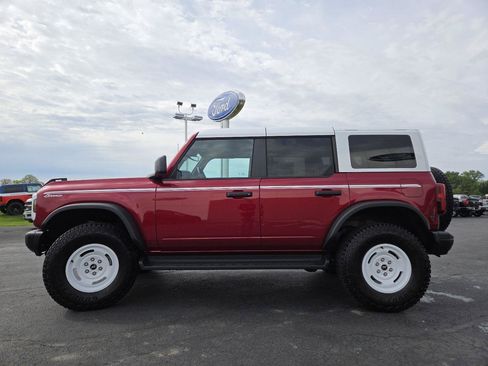 Used 2025 Ford Bronco Heritage Edition AWD/4WD image 16