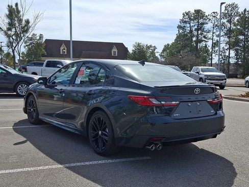 New 2026 Toyota Camry SE image 5
