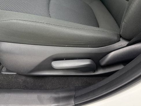 Used 2023 Toyota RAV4 LE FWD image 26