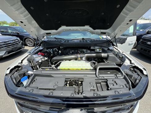 New 2026 Ford F150 XLT w/ Equipment Group 302A MID AWD/4WD image 35