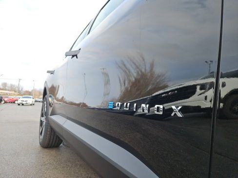 New 2026 Chevrolet Equinox EV LT image 15