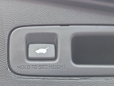 Used 2022 Honda CR-V Touring image 14