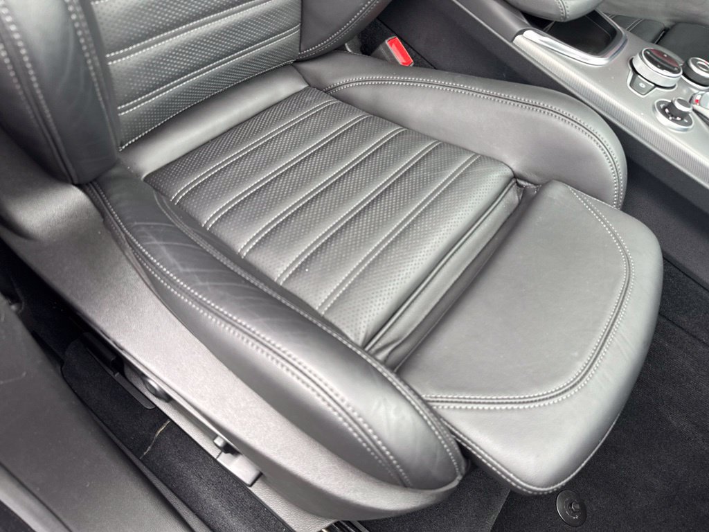 Used 2023 Alfa Romeo Stelvio Veloce AWD/4WD image 68