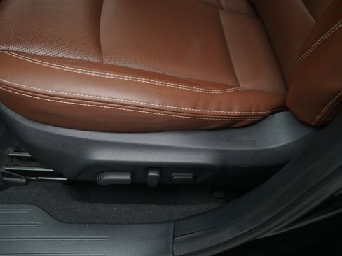 Used 2019 Subaru Outback 3.6R Touring w/ Popular Package #3A image 29