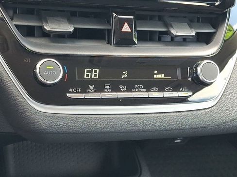 Used 2024 Toyota Corolla LE FWD image 23