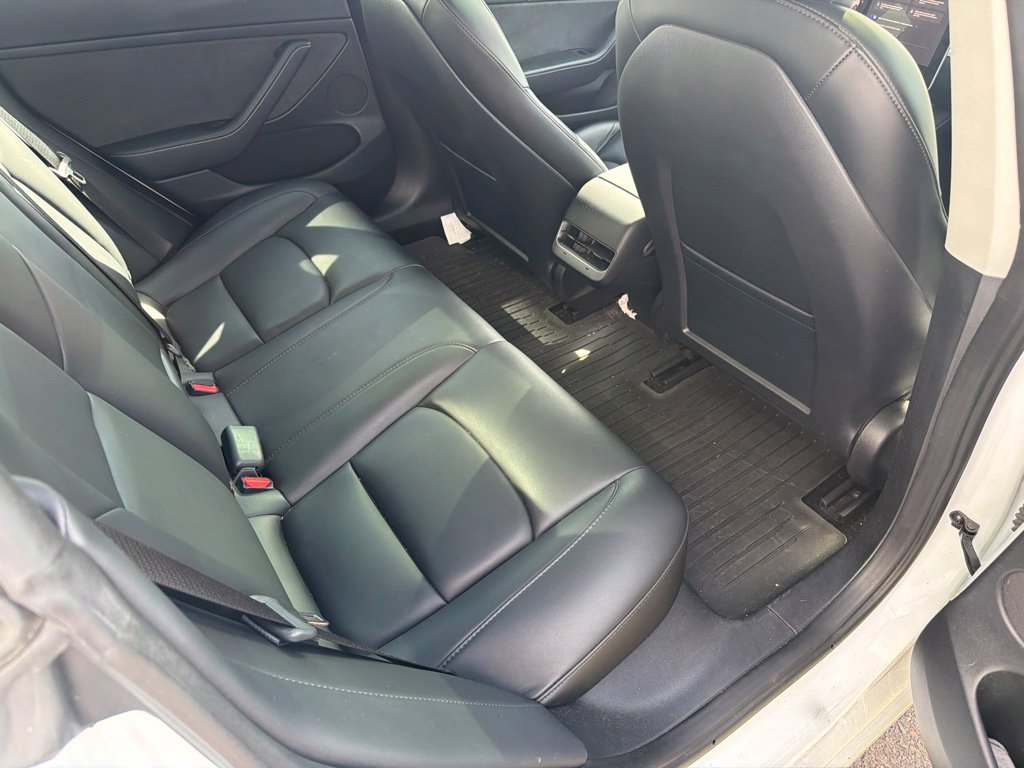 Used 2023 Tesla Model 3 Standard Range RWD image 7