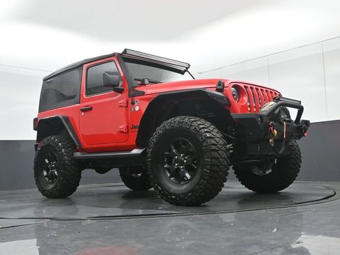 Used 2022 Jeep Wrangler Sport image 53