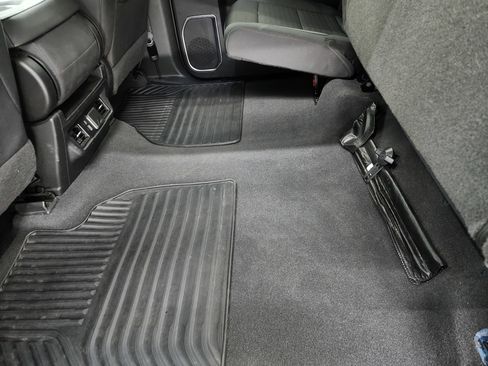 Used 2022 Chevrolet Silverado 1500 RST image 39