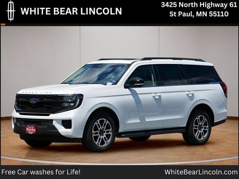 Used 2025 Ford Expedition Active AWD/4WD image 1