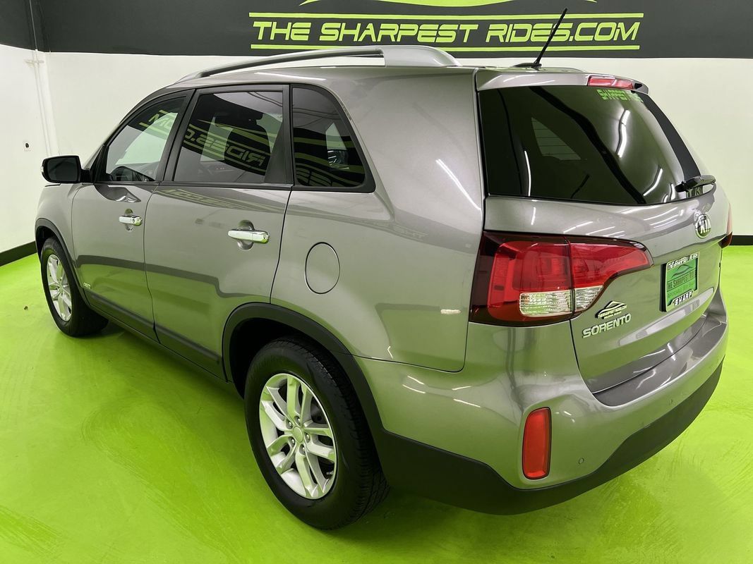 Used 2015 Kia Sorento LX AWD/4WD image 7
