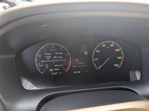 Used 2025 Honda HR-V Sport image 31
