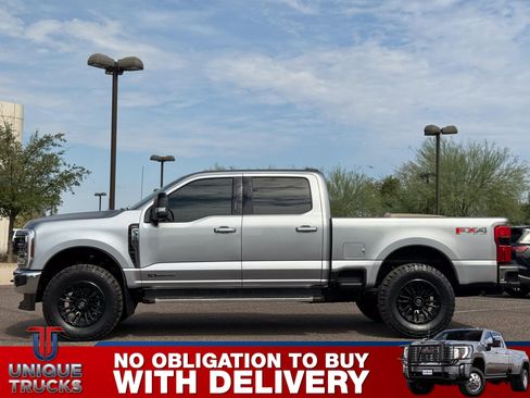 Used 2024 Ford F350 Lariat image 9