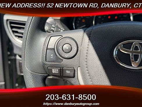 Used 2014 Toyota Corolla LE Premium w/ Driver Convenience Package FWD image 21