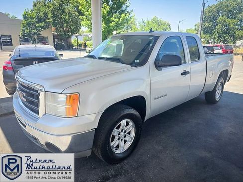 Used 2010 GMC Sierra 1500 SLE w/ Power Pack Plus AWD/4WD image 7