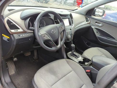 Used 2017 Hyundai Santa Fe Sport image 7
