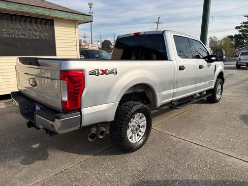 Used 2019 Ford F250 XLT image 8