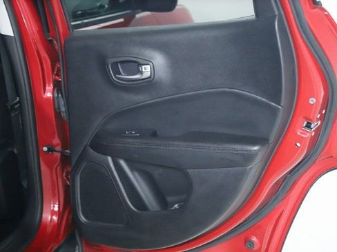 Used 2018 Jeep Compass Latitude w/ Popular Equipment Group image 30