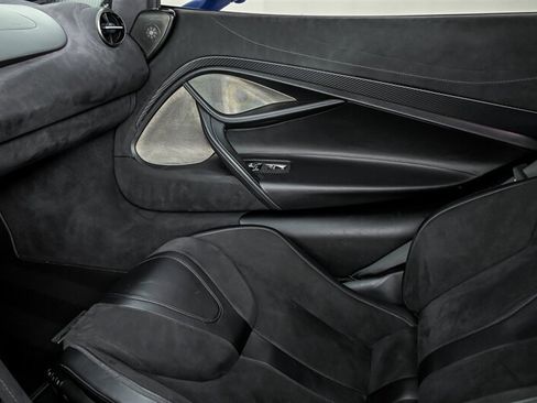 Used 2018 McLaren 720S RWD image 37