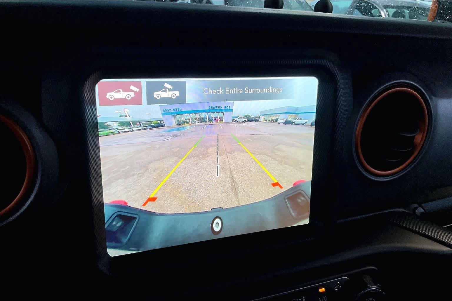 Used 2022 Jeep Gladiator Mojave w/ Cold Weather Group AWD/4WD image 26