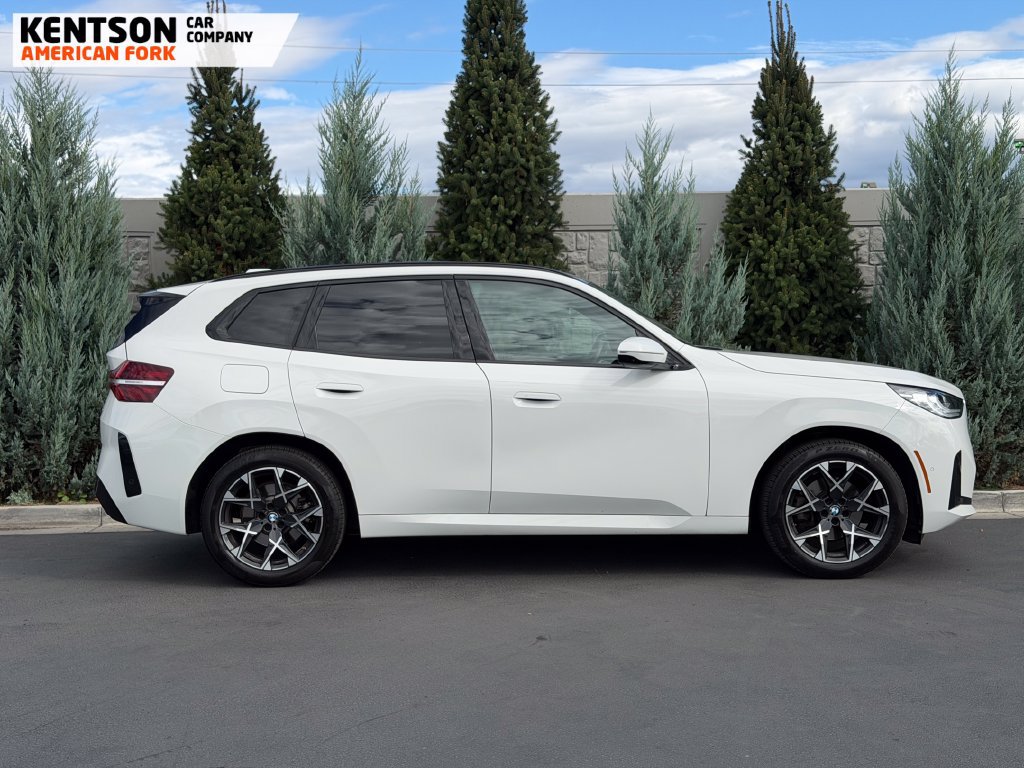 Used 2025 BMW X3 xDrive30i AWD/4WD image 8