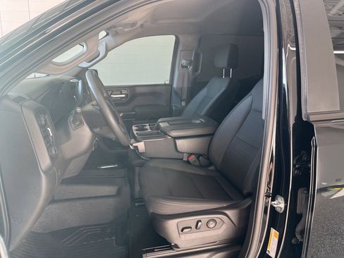 Used 2025 Chevrolet Silverado 1500 Custom Trail Boss w/ Midnight Edition image 12