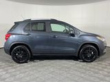 Used 2022 Chevrolet Trax LT w/ Premium Seat Package image 4