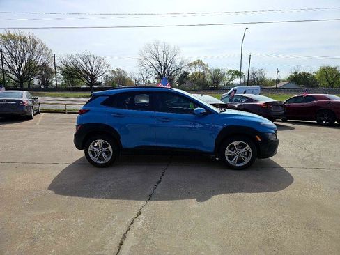 Used 2023 Hyundai Kona SEL image 4