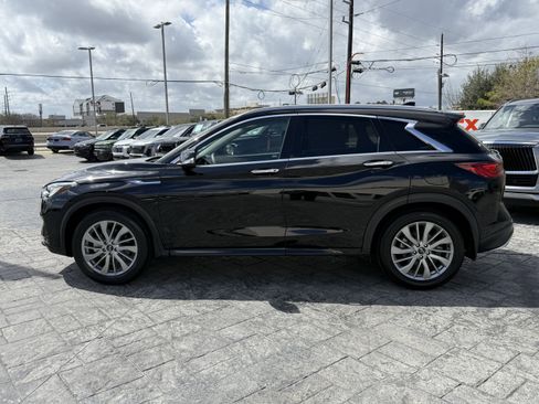 Certified 2023 INFINITI QX50 Luxe w/ Cargo Package image 4