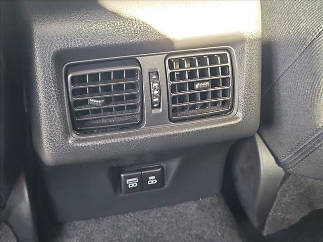 Used 2025 Toyota Camry LE FWD image 23